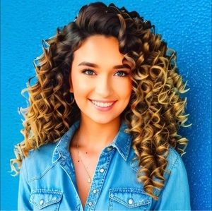 Meet your Posher, Chelcy